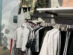 -阿迪达斯(武林银泰三叶草店)