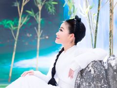 -九月鹰飞汉服摄影工作室