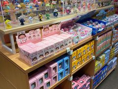 -名创优品(河南郑州健康路2店)