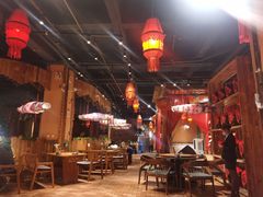 大堂-老滇山寨•云南特色菜•地方菜•民族风情歌舞表演(金碧店)