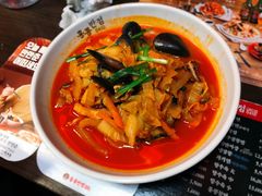 海鲜辣汤面-香港饭店0410(明洞店)