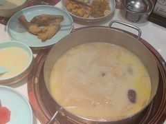 -洪氏嗨捞·猪肚鸡火锅(阳光天地店)