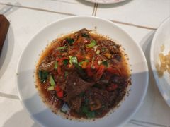 -阿瓦山寨·湘菜现炒·剁椒鱼头王(咸阳总店)