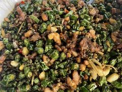 -去吃小龙虾·江湖菜·烧烤(南滨路店)