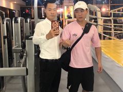 -健变健身俱乐部(前海天虹商场店)