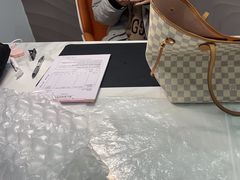 -聚云奢二手奢侈品黄金手表包包回收·中古店(三里屯总店)