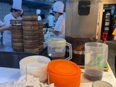 -馋三尺蟹粉小笼(人民广场店)