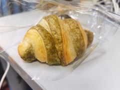 静冈抹茶可颂-BLACKSWAN黑天鹅(环球店)