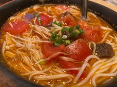 番茄牛肉粉-俏凤凰(美林M·LIVE天地东座店)
