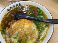 -钢阳酸菜红烧牛肉面(季乐路店)