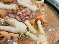花生莲藕煲鸡爪-口衣记鸡饭店