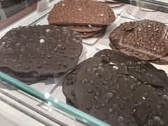 -VENCHI 闻绮(北京国贸商城店)