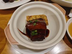 粢饭糕红烧肉-乐忻皇朝(上海中心大厦店)