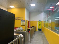 门面-极动室内恒温游泳馆