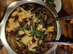 -乡土特色.冷锅鱼.牦牛肉汤锅