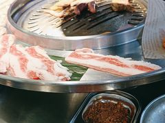 -哈哈碳都·牛肋条无限自助烤肉(宝龙店)