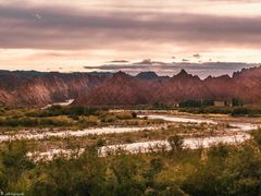 -天山神秘大峡谷