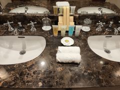 -汕尾巴黎半岛酒店