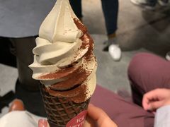 茶王冰淇淋-喜茶(北京三里屯太古里店)