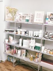 -摩睫+皮肤管理·科学美容中心