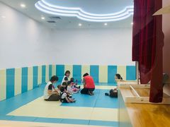 -KidsHome毅英宝贝家早教托育中心