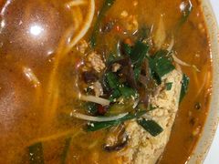 -粉八·云南米线·建水烧烤(常熟路店)