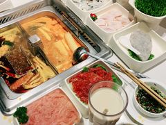 -海底捞火锅(长宁路龙之梦店)