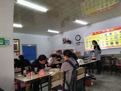 大堂-李氏拉面·老北安抻面