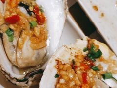 烤湛江生蚝-木屋烧烤(龙华店)