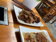 -五指山生态小黄牛(皮皮虾海鲜广场店)
