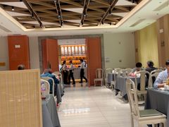 -双湖园·地标武汉菜(黄鹤楼解放路店)