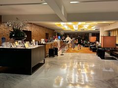 -曼谷湄南河畔华美达广场酒店
