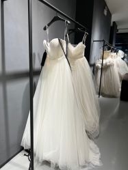-Vera Wang婚纱礼服旗舰店
