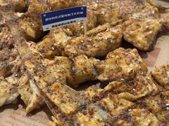 -何适山庄 ·可团建(水长城P2停车场店)