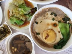 牛肉窝蛋饭-一品小笼(金融街店)