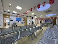 -上海大学附属上海和平眼科医院