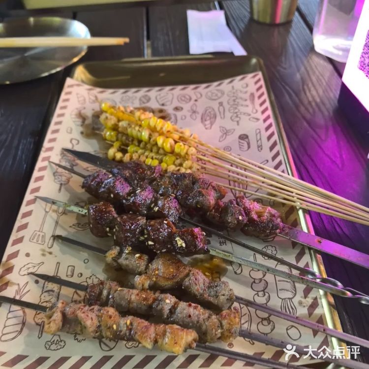 烧烤夜 美味满分