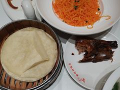 -梅利汴京烤鸭•开封豫菜地标店(东大街店)