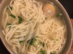 -亮亮面馆(经六路店)