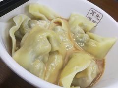 -潘国仙耳光馄饨(黄家阙路店)