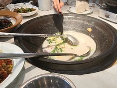 -陈大锅·岳阳鱼馆·地道岳阳菜(美食街店)