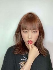 -T8 SALON