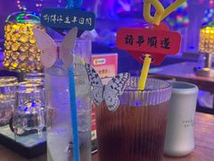 -喜鹊音乐酒馆(西街店)