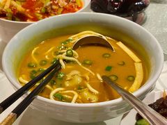 招牌鲜青椒水煮巴沙鱼-俏江南天津时尚曲艺主题餐厅(马场道店)