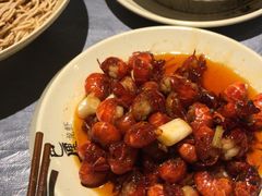 -巴厘龙虾·榜首油焖大虾(洞庭·艺术洋房店)