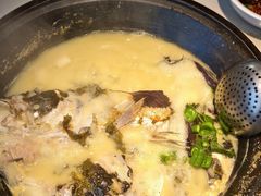 -陈大锅·岳阳鱼馆·地道岳阳菜(美食街店)