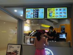 门面-纽约薯条(世豪广场店)