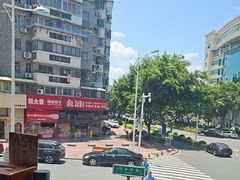 -鑫悦楼煎蟹·16年海鲜大排档