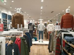 -优衣库(太原龙湖万达广场店)