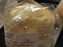 -顶东面包花园·生日蛋糕(世博店)